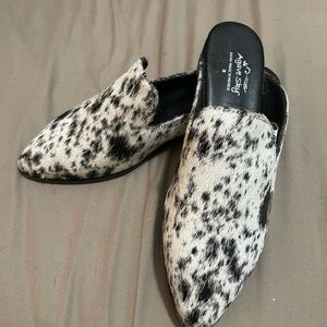 Agave sky cowhide mules